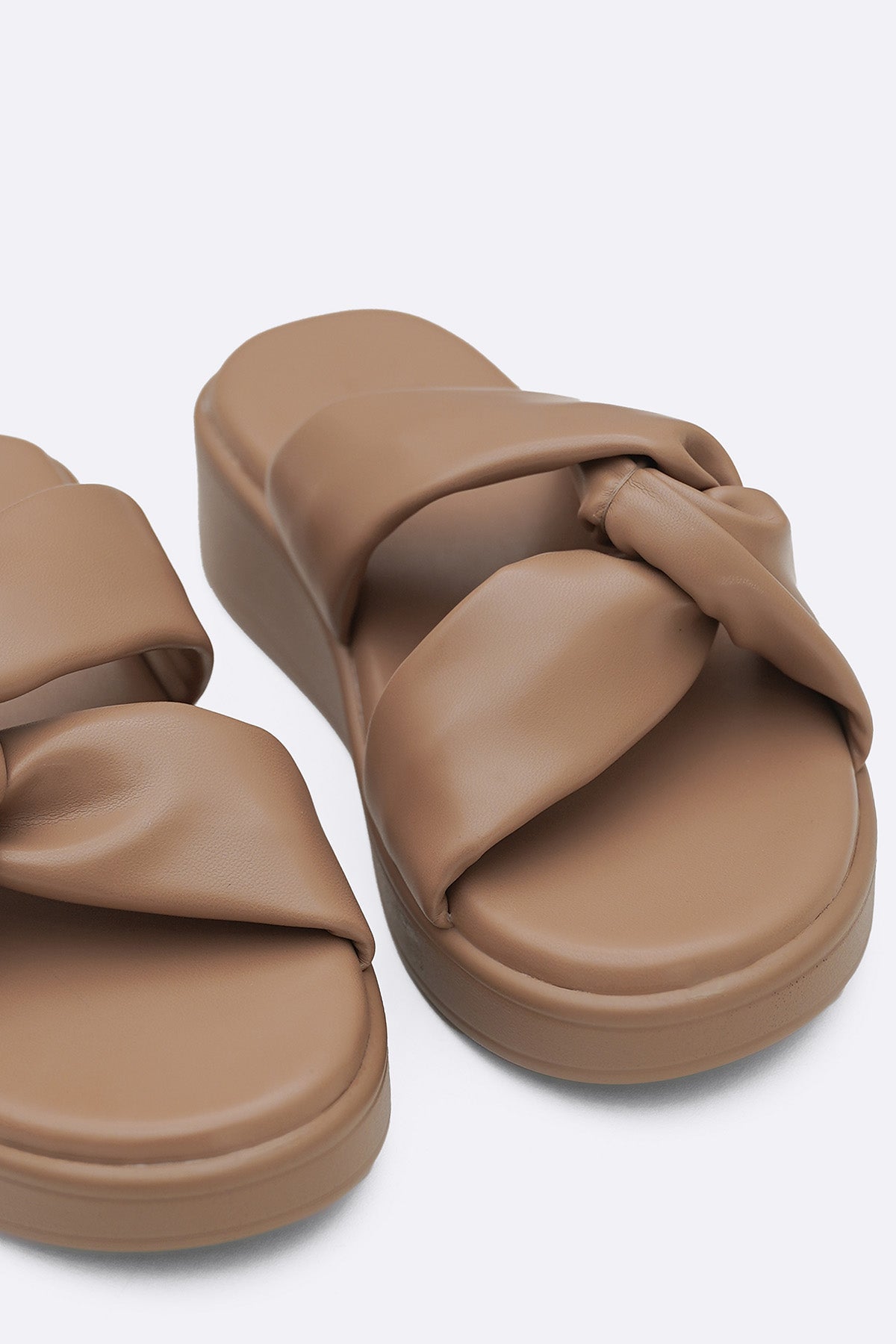KNOT MAMA SLIDES