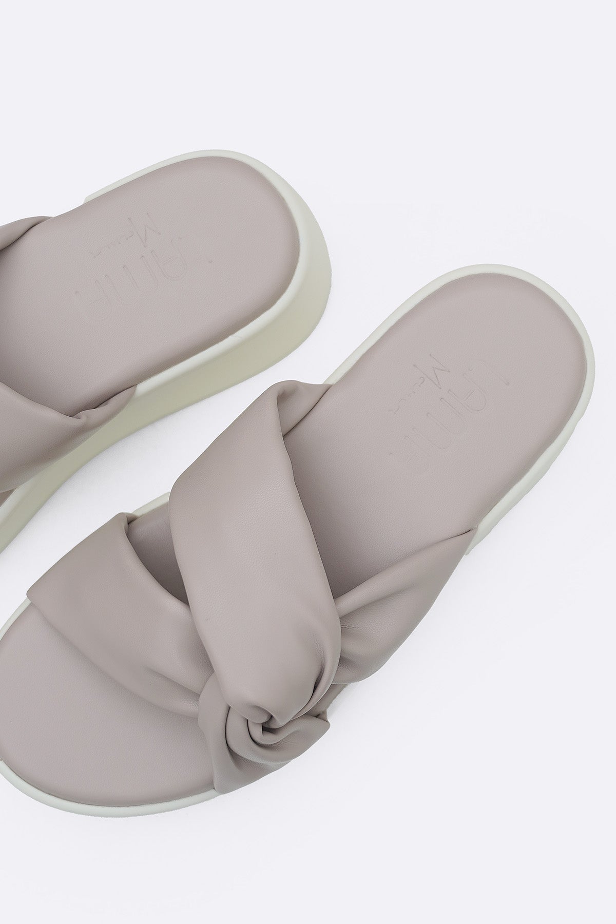 KNOT MAMA SLIDES