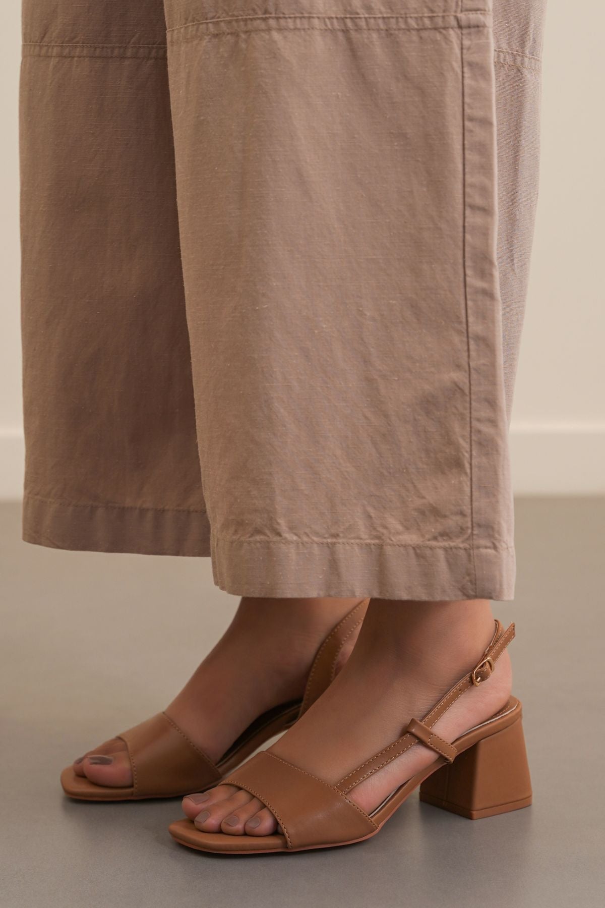 MIRANO BLOCK HEEL