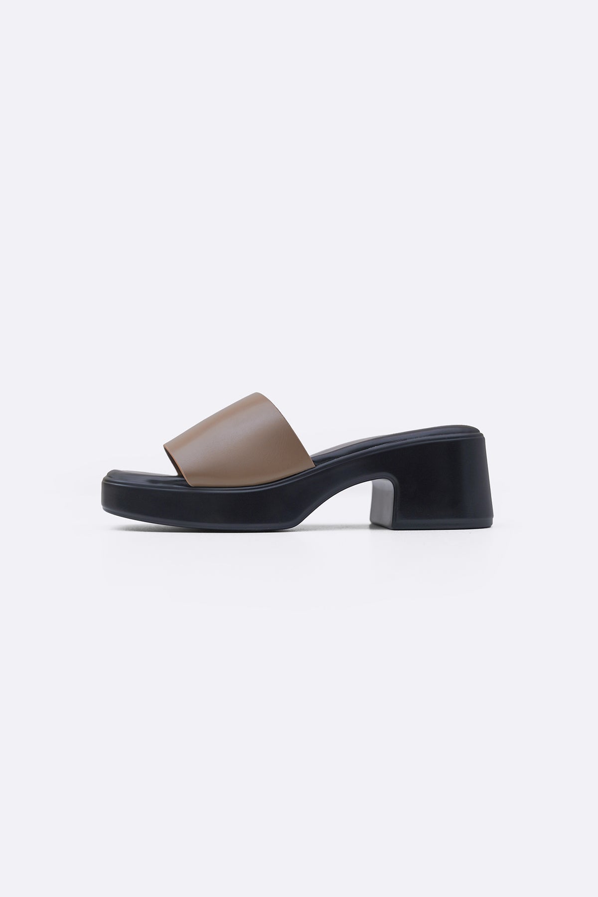 EASY BLOCK HEELS