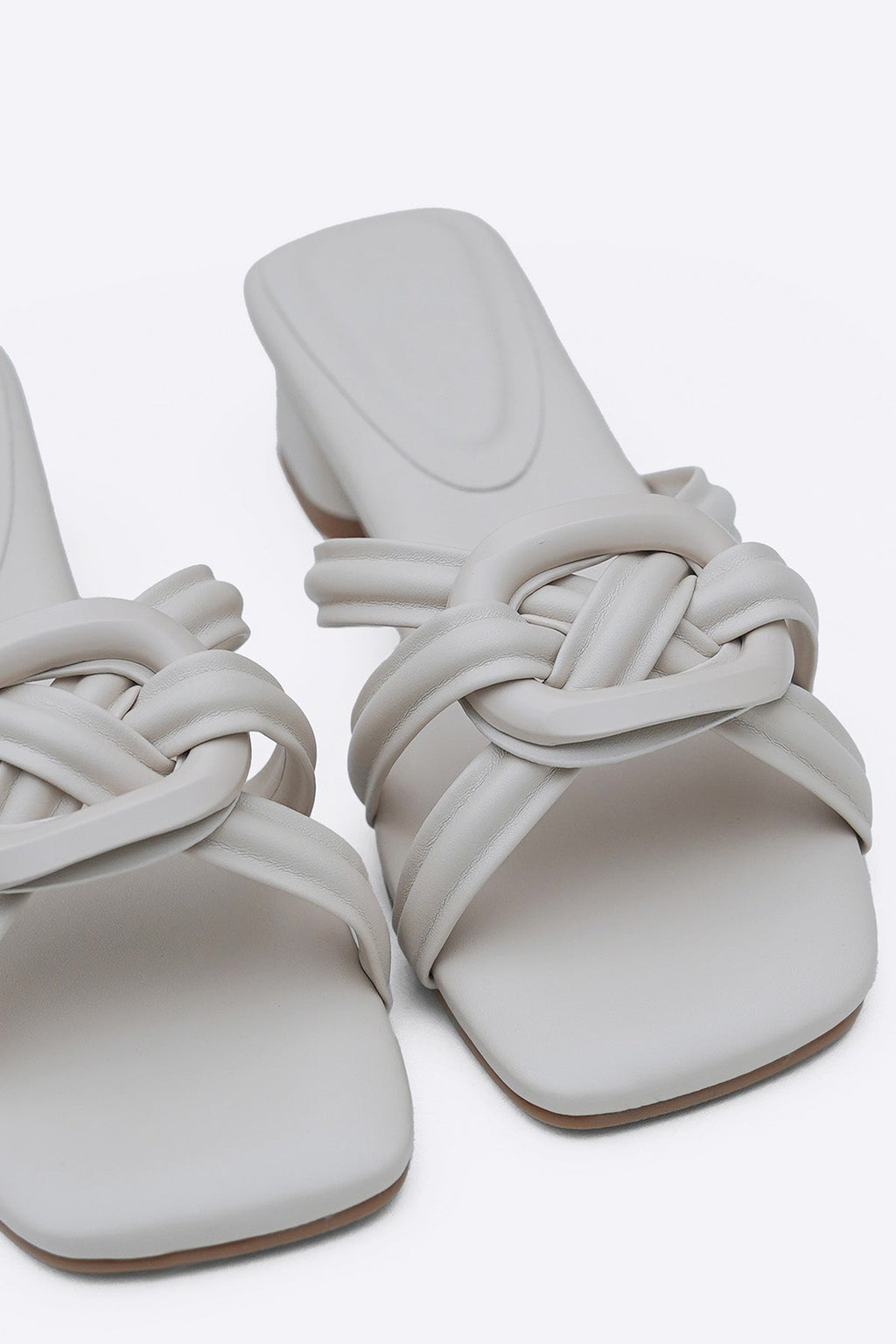 COMFY LINK HEELS