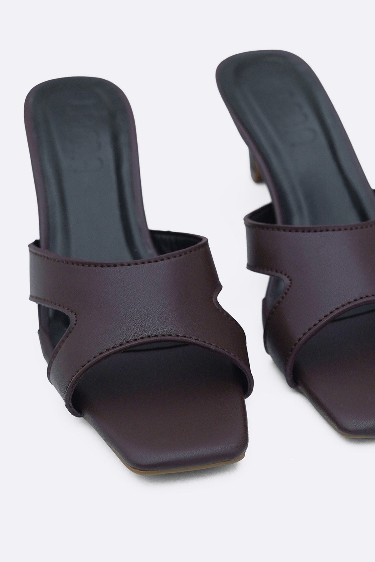 SIDEWALK HEELS