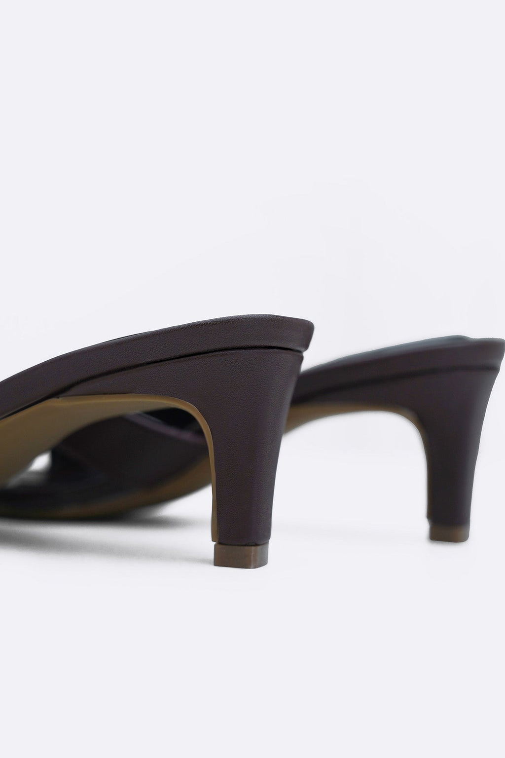 SIDEWALK HEELS