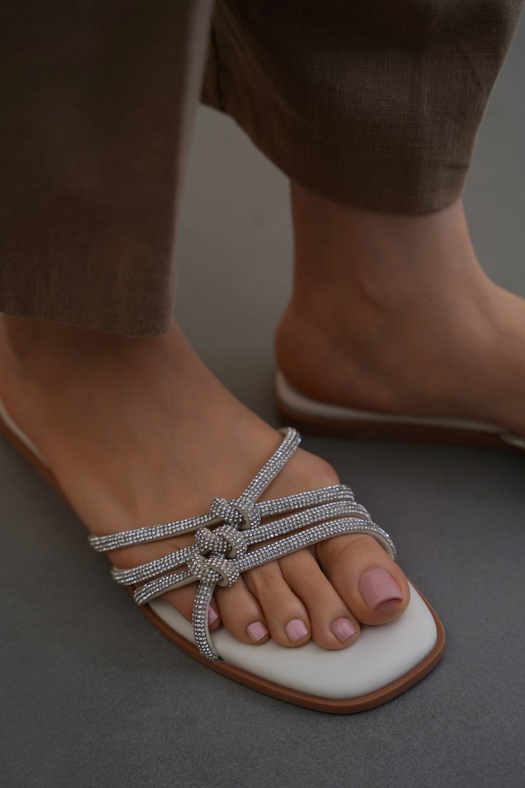 CRYSTAL KNOT SLIDES
