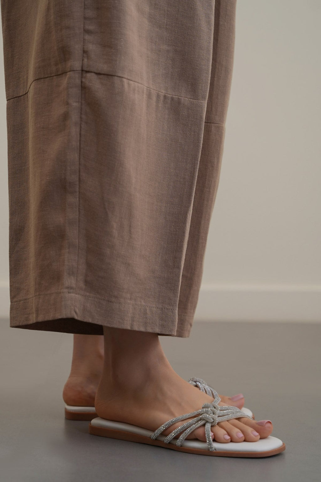 CRYSTAL KNOT SLIDES