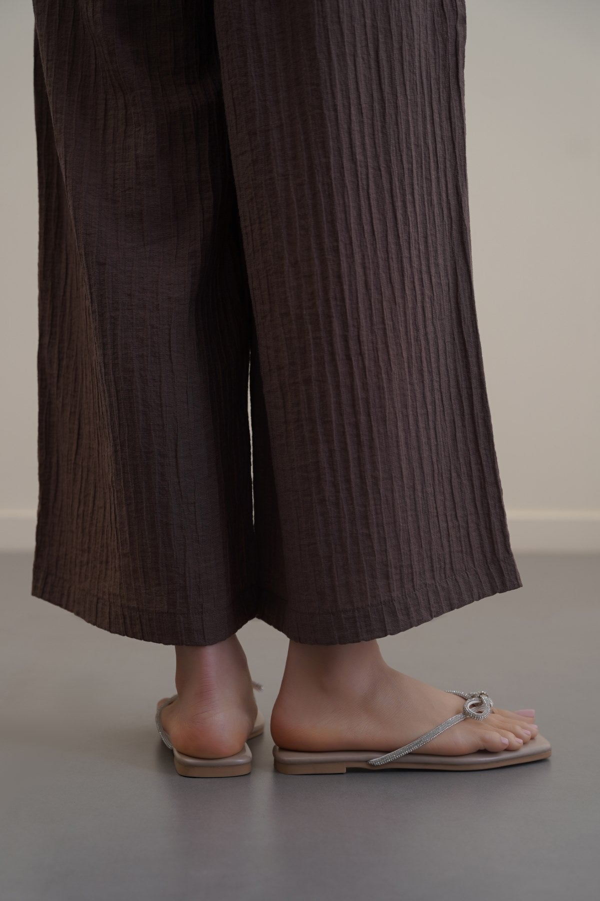 BOW FLIP FLOPS