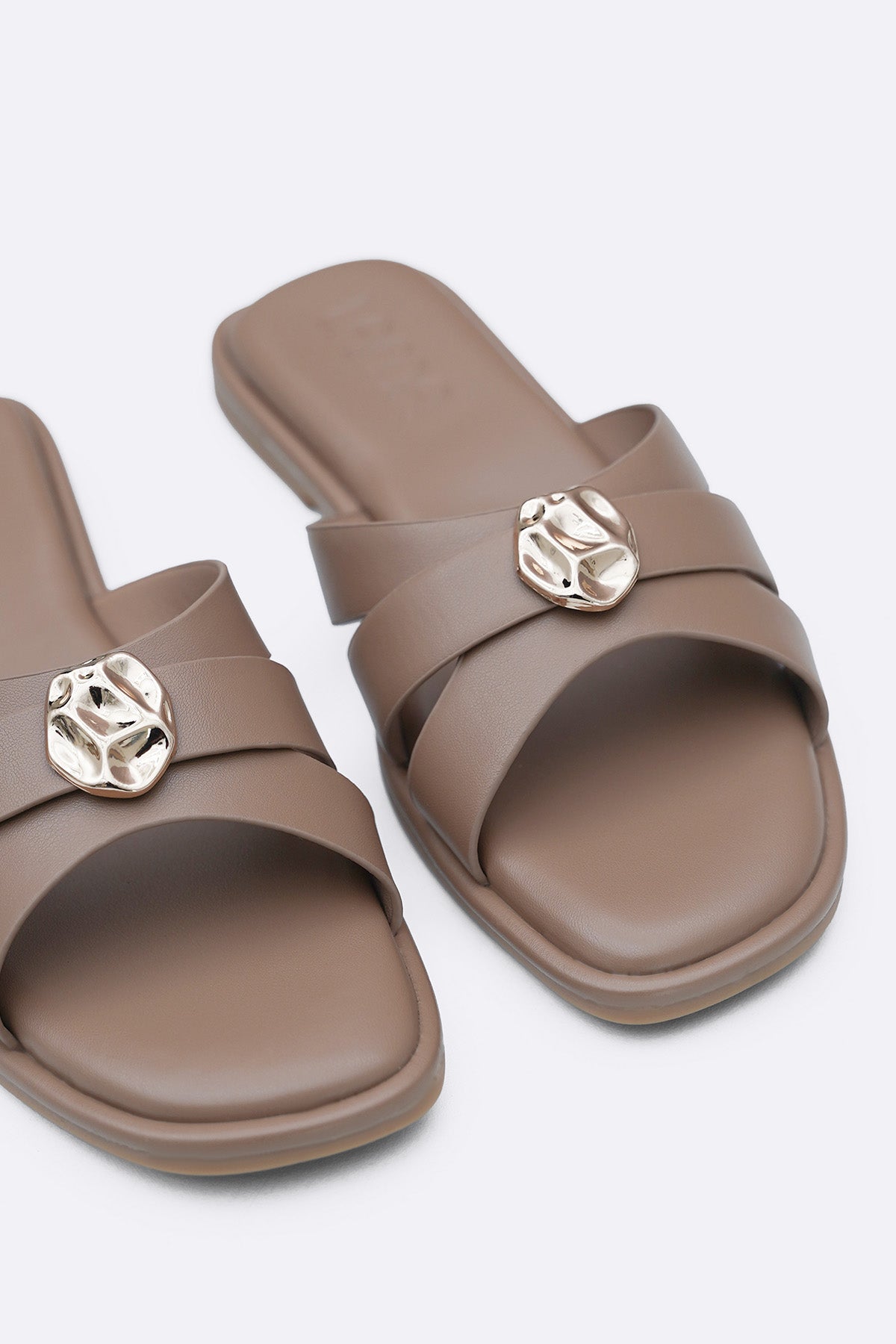 JOJO STUD SLIDES