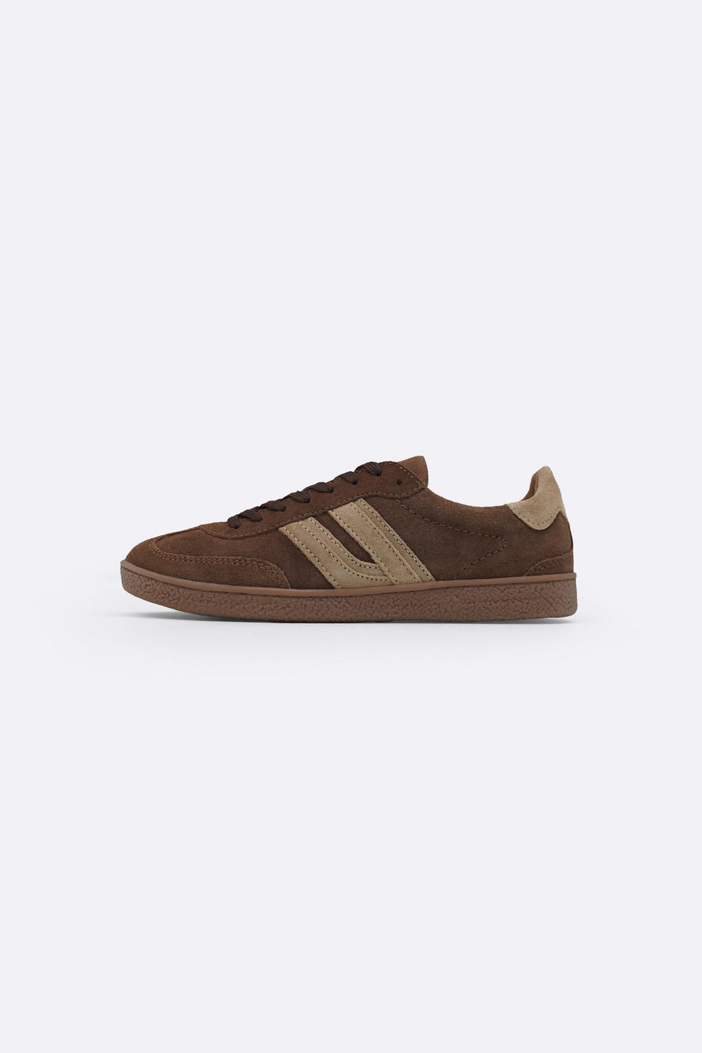 SUEDE ESSENTIAL SNEAKERS